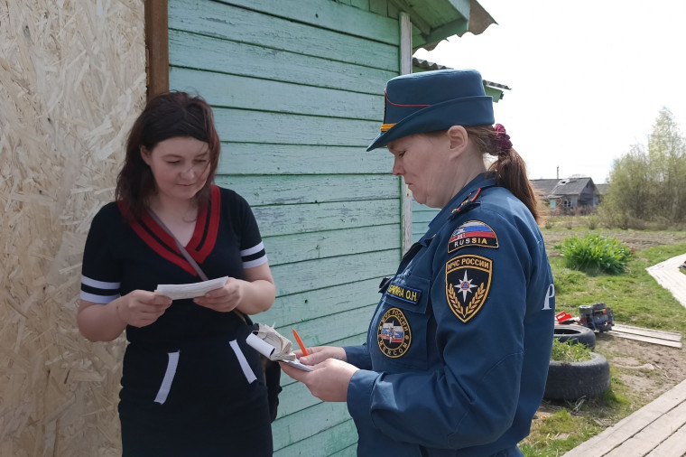 В Грязовецком округе продолжается усиленная работа с жителями по профилактике пожарной безопасности!. В Грязовецком округе продолжается усиленная работа с жителями по профилактике пожарной безопасности!.