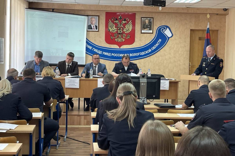 Подведены итоги оперативно-служебной деятельности Госавтоинспекции Вологодской области за первое полугодие 2023 года. Подведены итоги оперативно-служебной деятельности Госавтоинспекции Вологодской области за первое полугодие 2023 года.