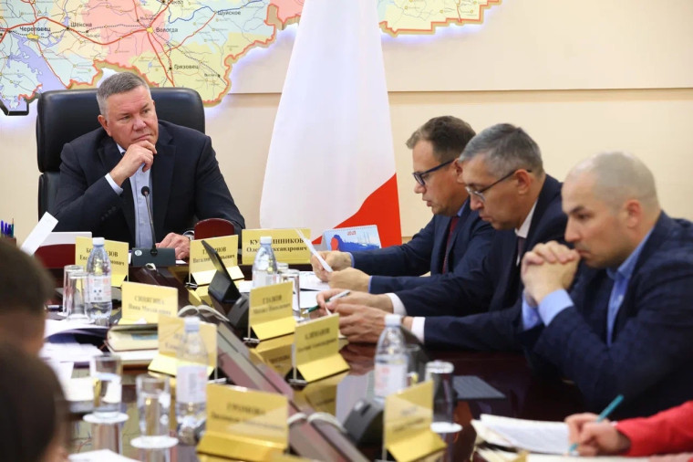 "Наш регион примет участие в международной выставке-форуме «Россия». Приглашаю всех присоединиться и посетить выставку, поддержать родной регион и узнать больше о развитии Вологодчины," - Губернатор Вологодской области Олег Кувшинников. "Наш регион примет участие в международной выставке-форуме «Россия». Приглашаю всех присоединиться и посетить выставку, поддержать родной регион и узнать больше о развитии Вологодчины," - Губернатор Вологодской области Олег Кувшинников.