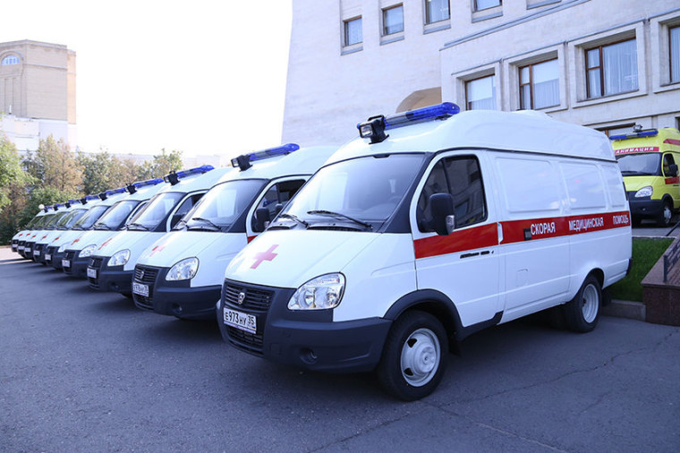 Еще 13 автомобилей скорой помощи получит Вологодская область до конца года. Еще 13 автомобилей скорой помощи получит Вологодская область до конца года.