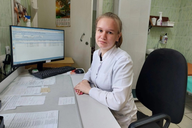 Фельдшеры и медсестры, работающие на селе, смогут получить в собственность земельные участки бесплатно. Фельдшеры и медсестры, работающие на селе, смогут получить в собственность земельные участки бесплатно.