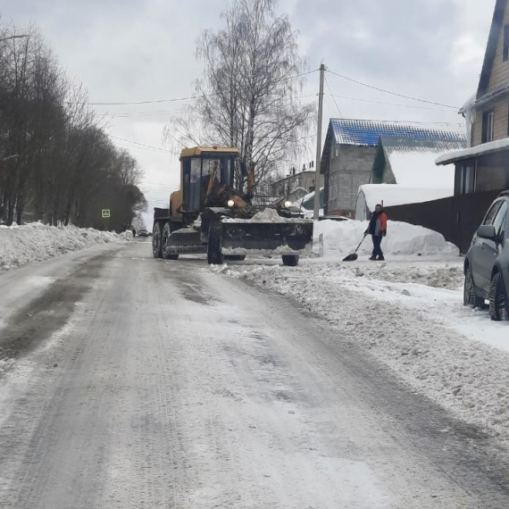 Снегопад на Вологодчине замёл дороги округа. Снегопад на Вологодчине замёл дороги округа.